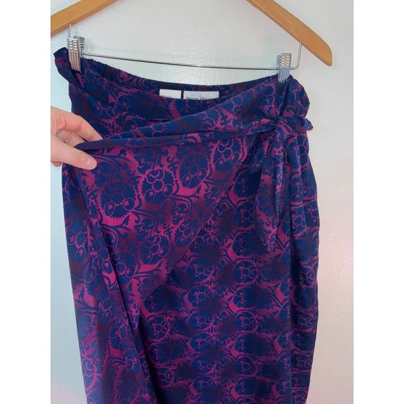 Vintage 100% Silk Wrap Skirt Women Sz 18W Purple Paisley Floral Maxi Resort - Picture 4 of 8